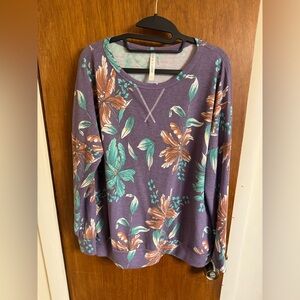 Dear Scarlett Size Large Gently Used Condition Purple Floral Sweatshirt